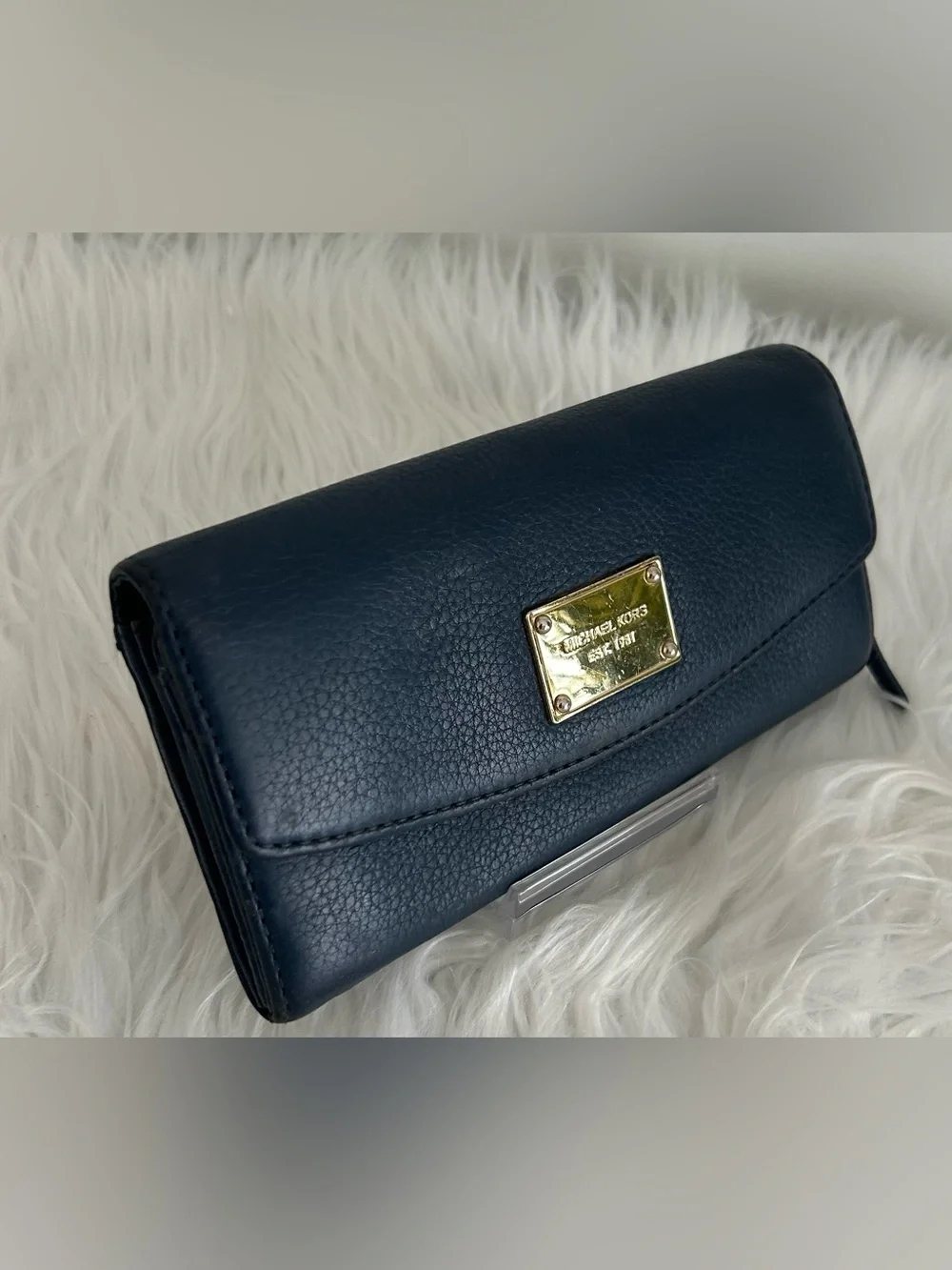 Michael Kors Navy Pebbled Leather Continental Wallet Zip Around Clutch Gold Logo